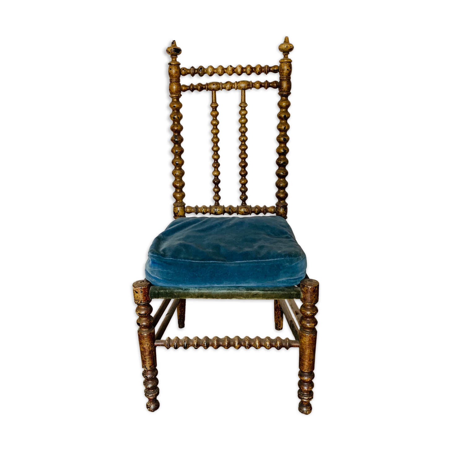 Nanny's chair in turned wood