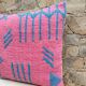 Coussin Kilim en laine berbère fait main : Coussin de sol marocain