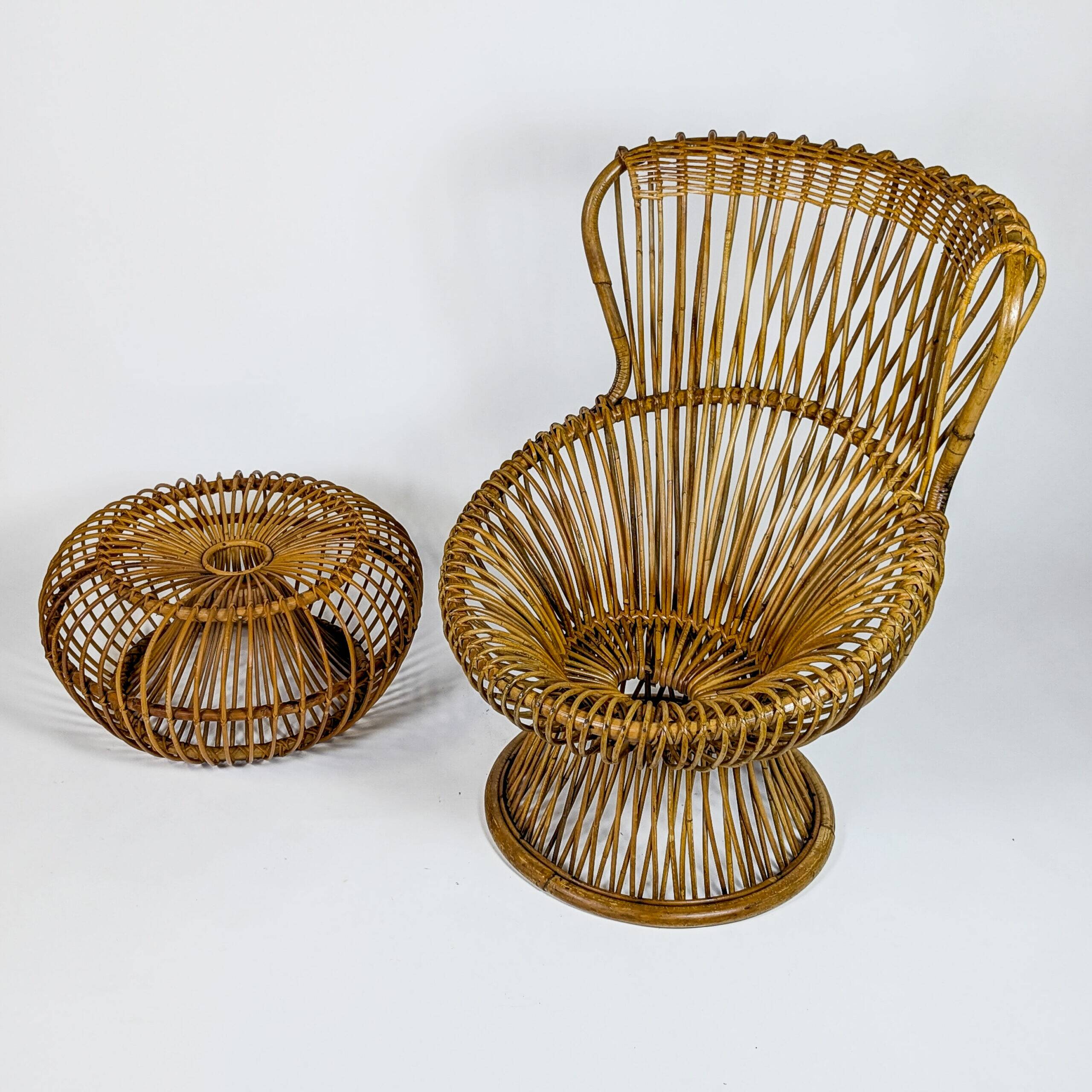 Margherita armchair and its ottoman, by Franco Albini, 1951