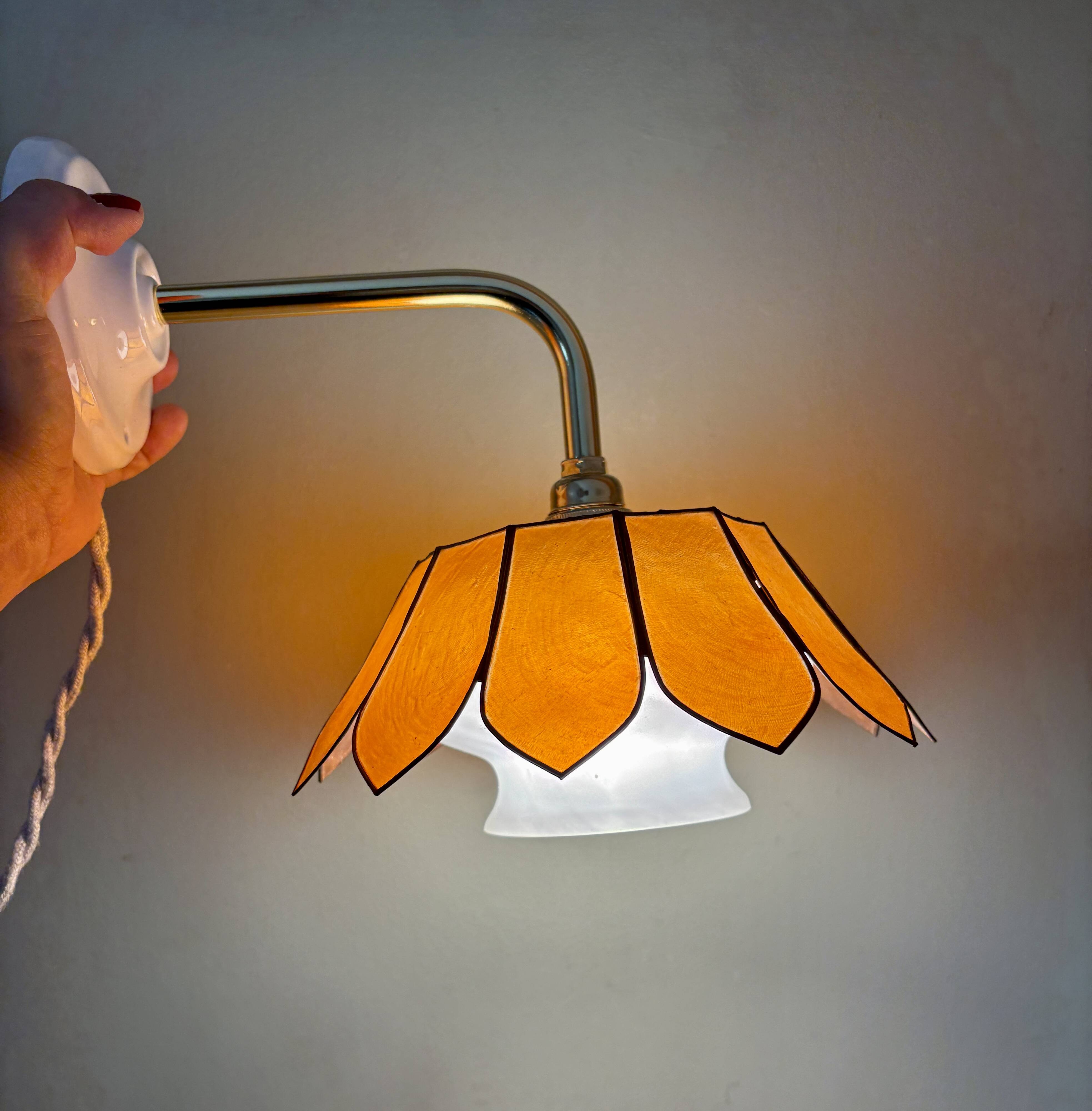 Vintage angled wall lamp with mother-of-pearl lampshade and vintage tulip in white glass