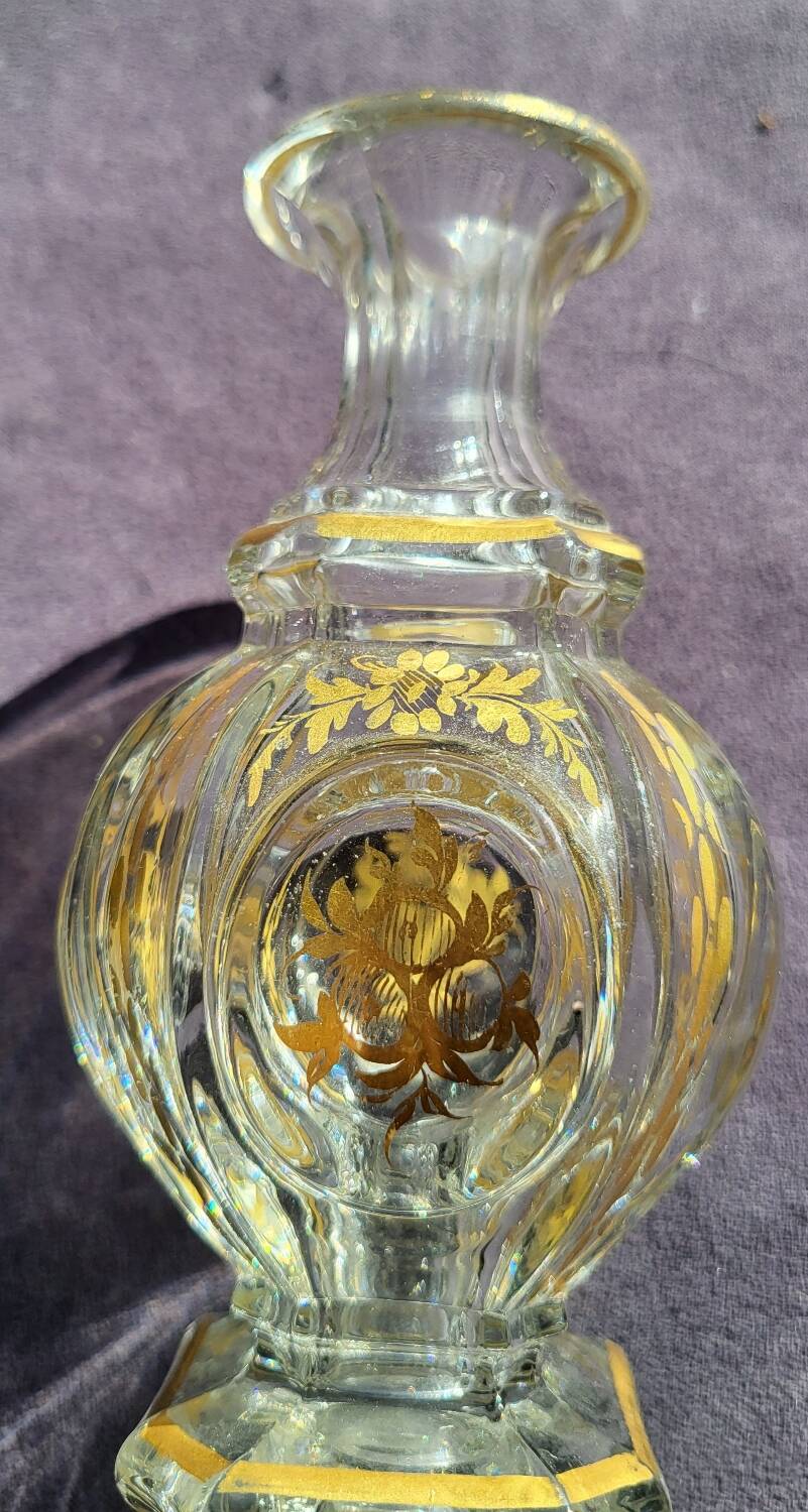 Flacon en cristal orientaliste XIX eme