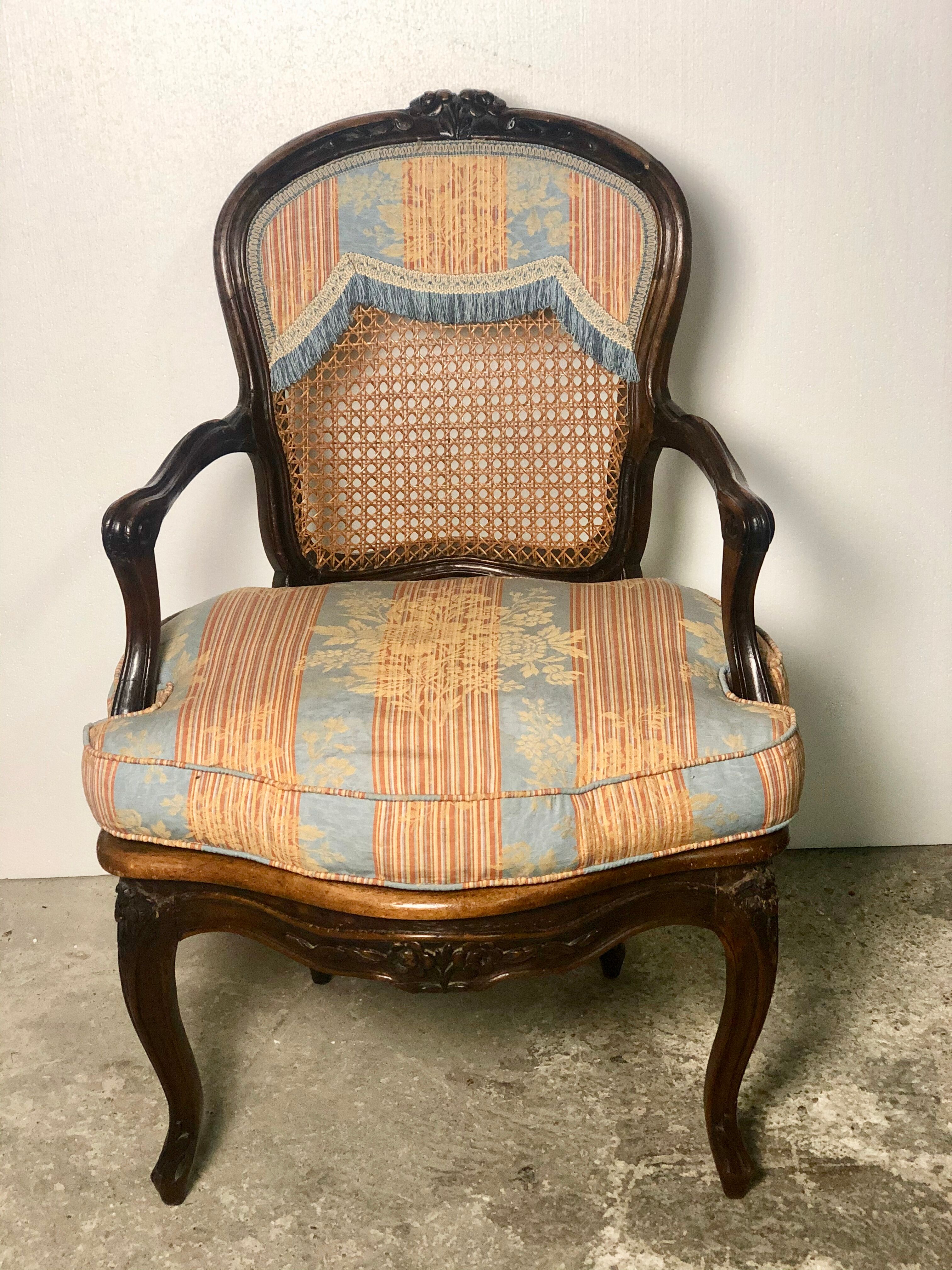 Convertible armchairs Louis XV era in walnut moulded and cannes