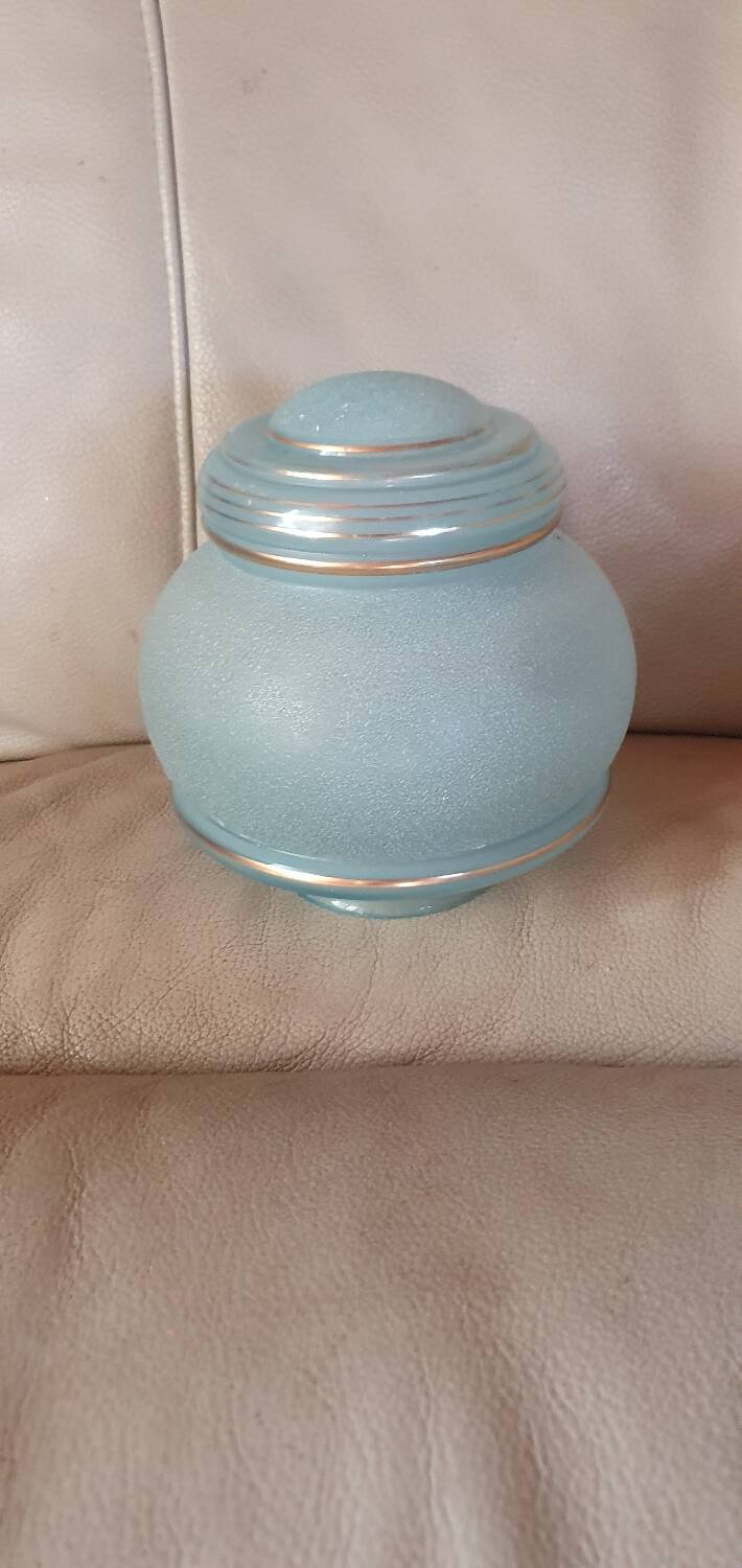 Lustre ball