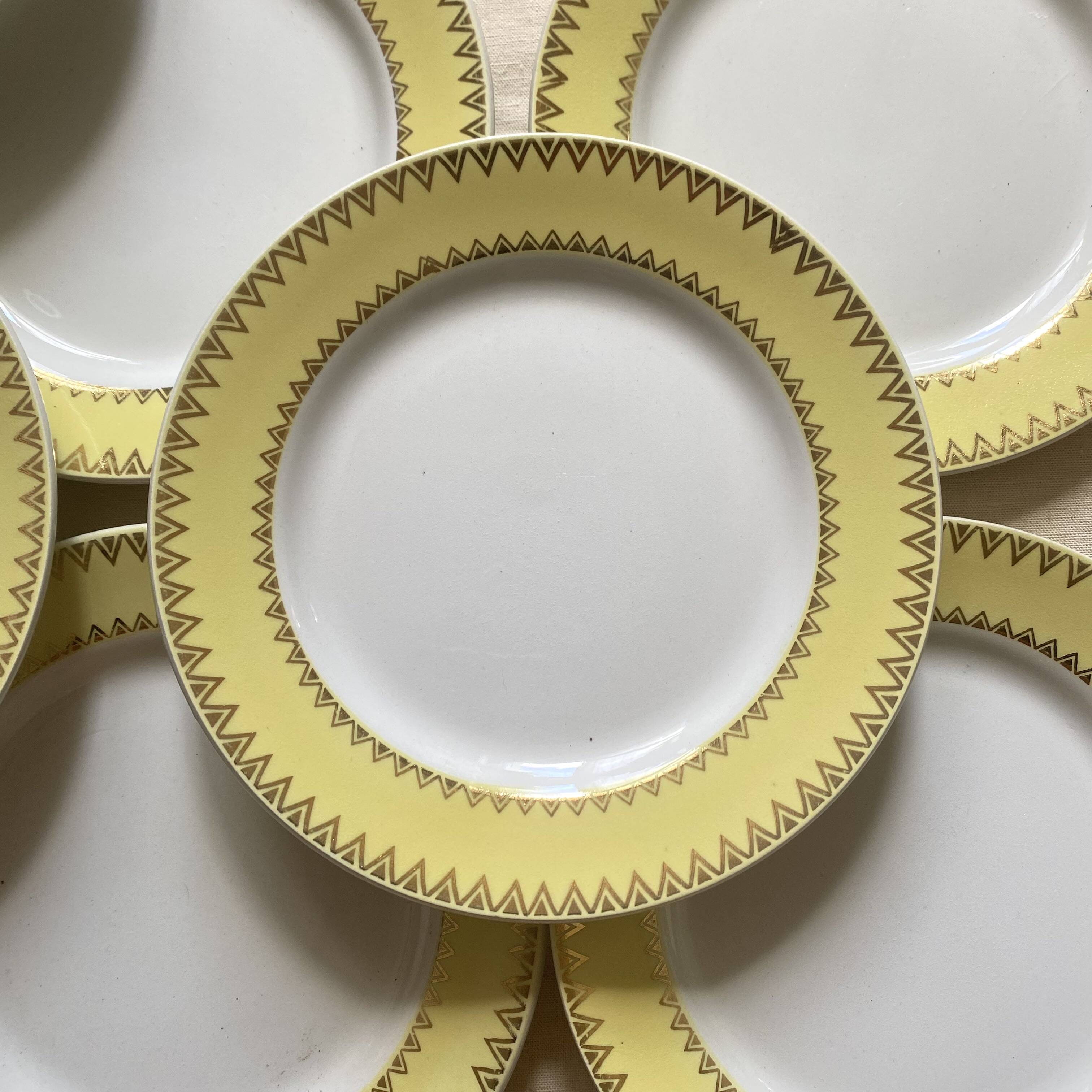 Assiettes à dessert années 50-60