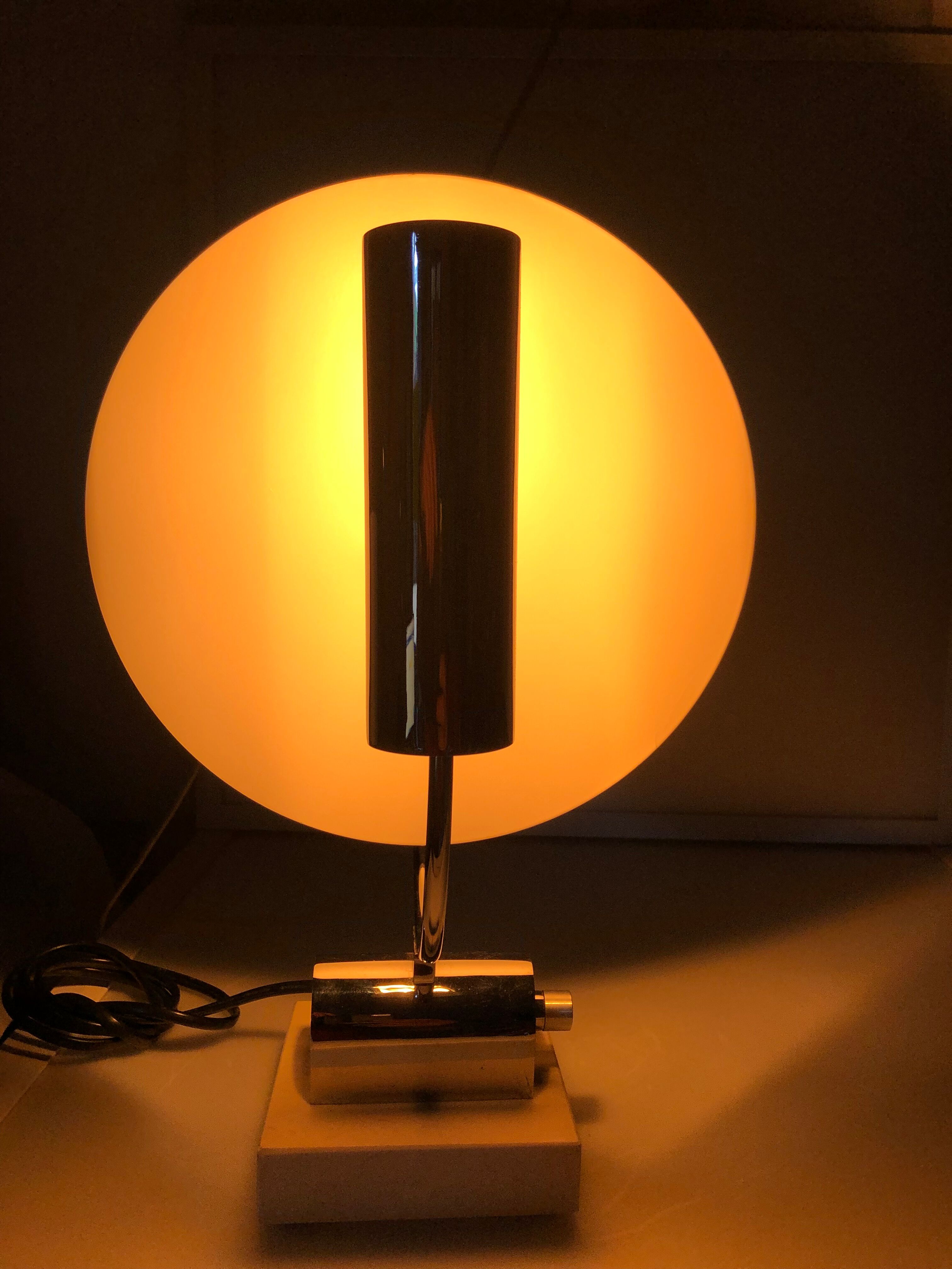 Lampe design space age années 70/80