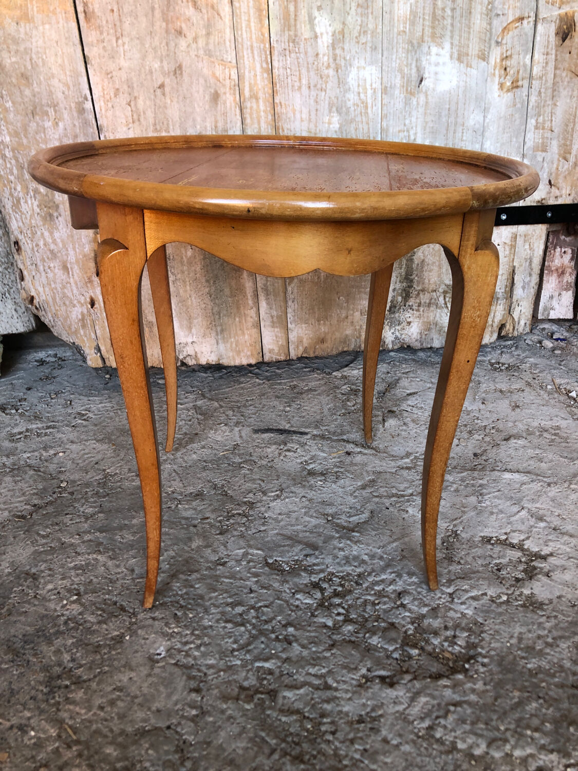 Coffee table style louis XV