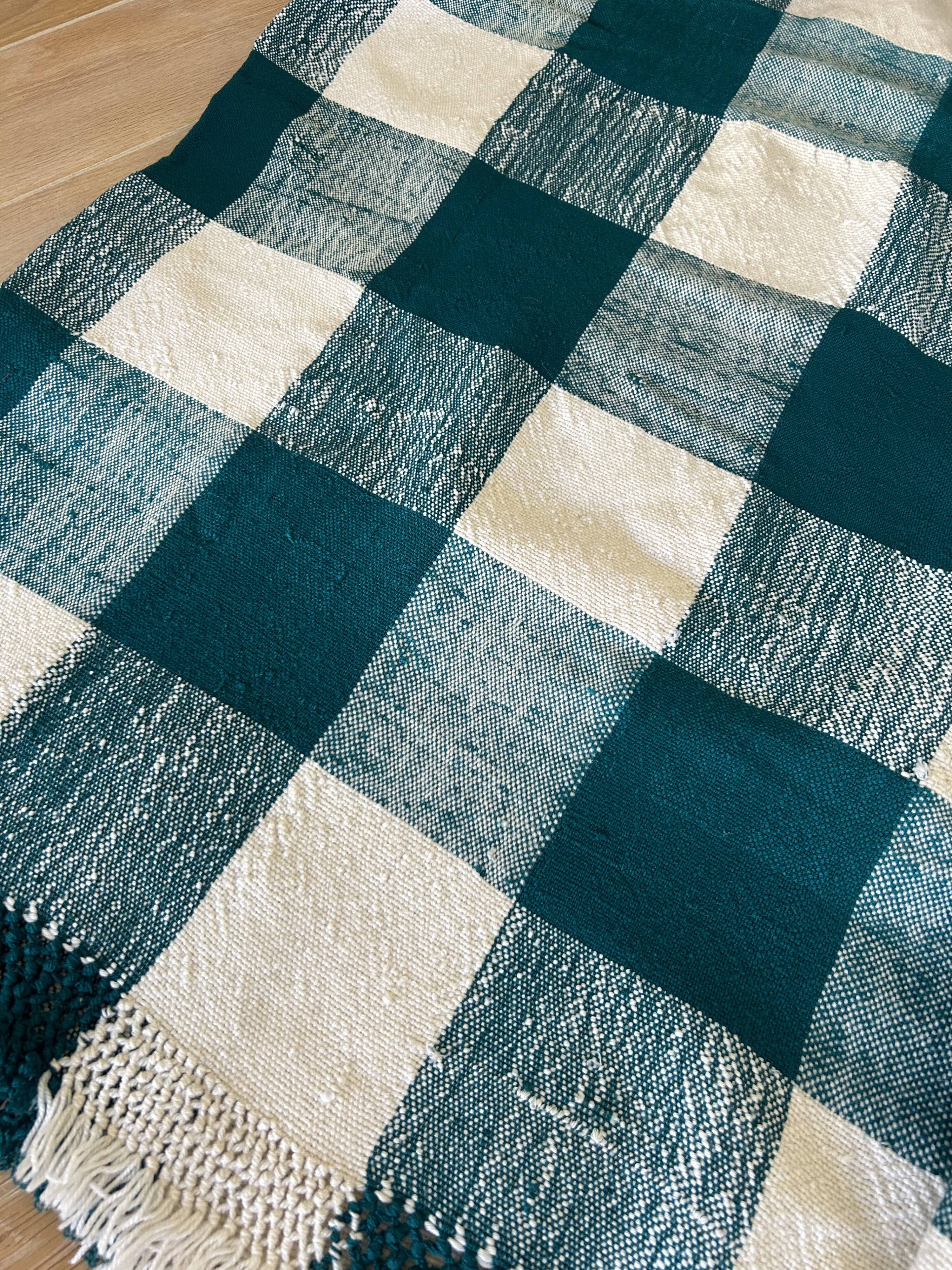 Vintage moroccan haïk blanket