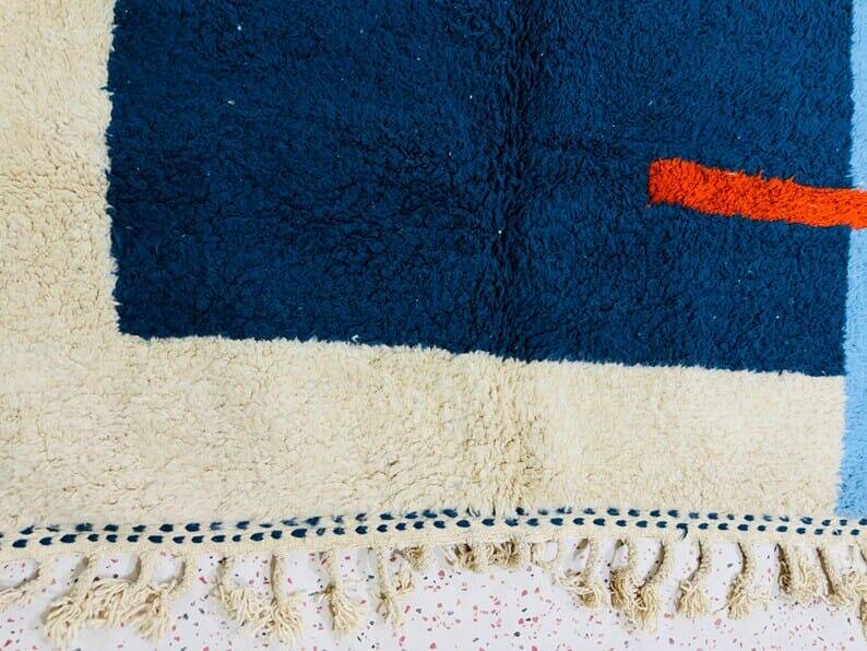 Handmade pure wool rug, size 150 x 250 cm.