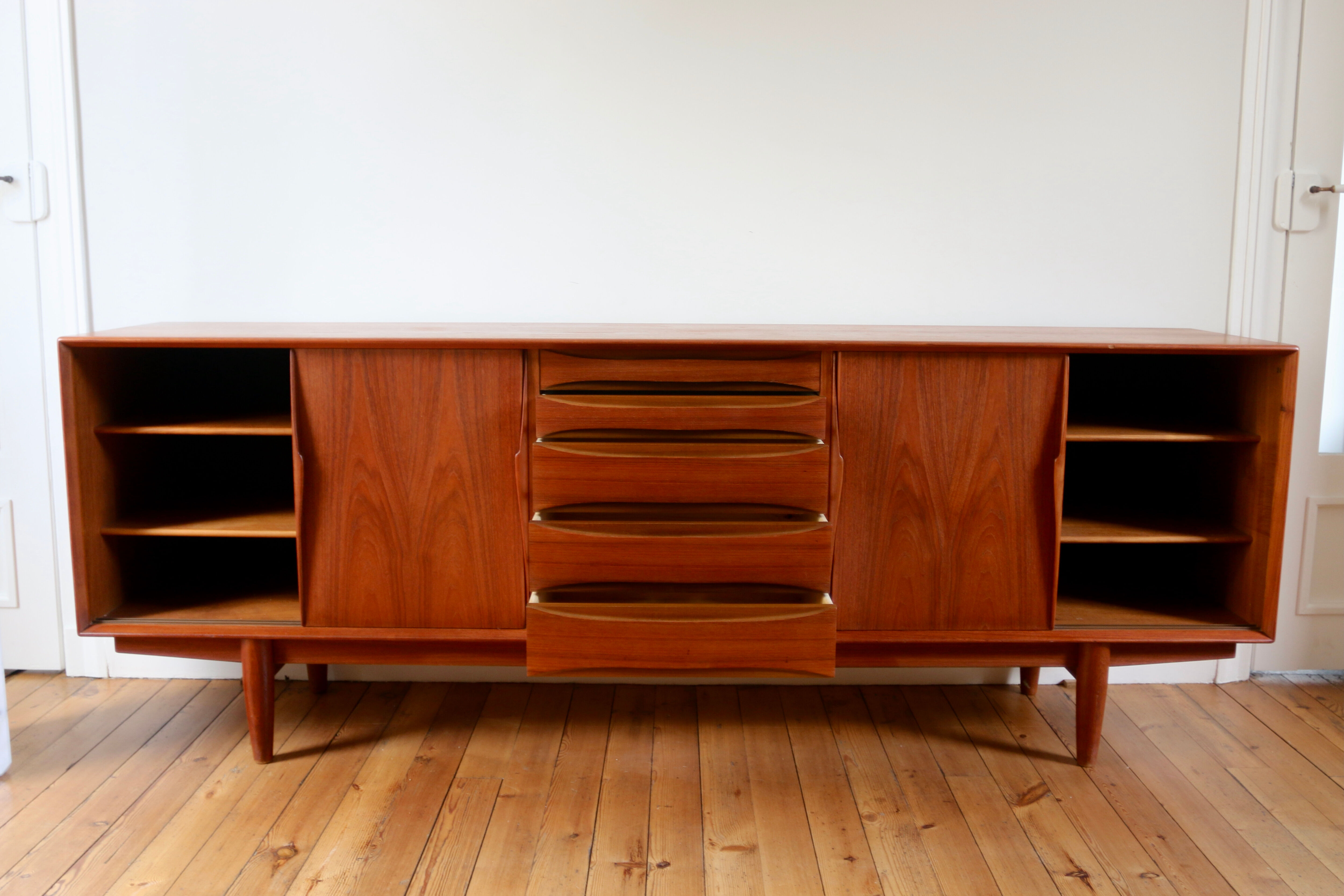 Vintage Scandinavian row Skovby Möbler model 63