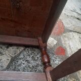 Table bas avec 2 petit tabouret