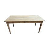 Farm table