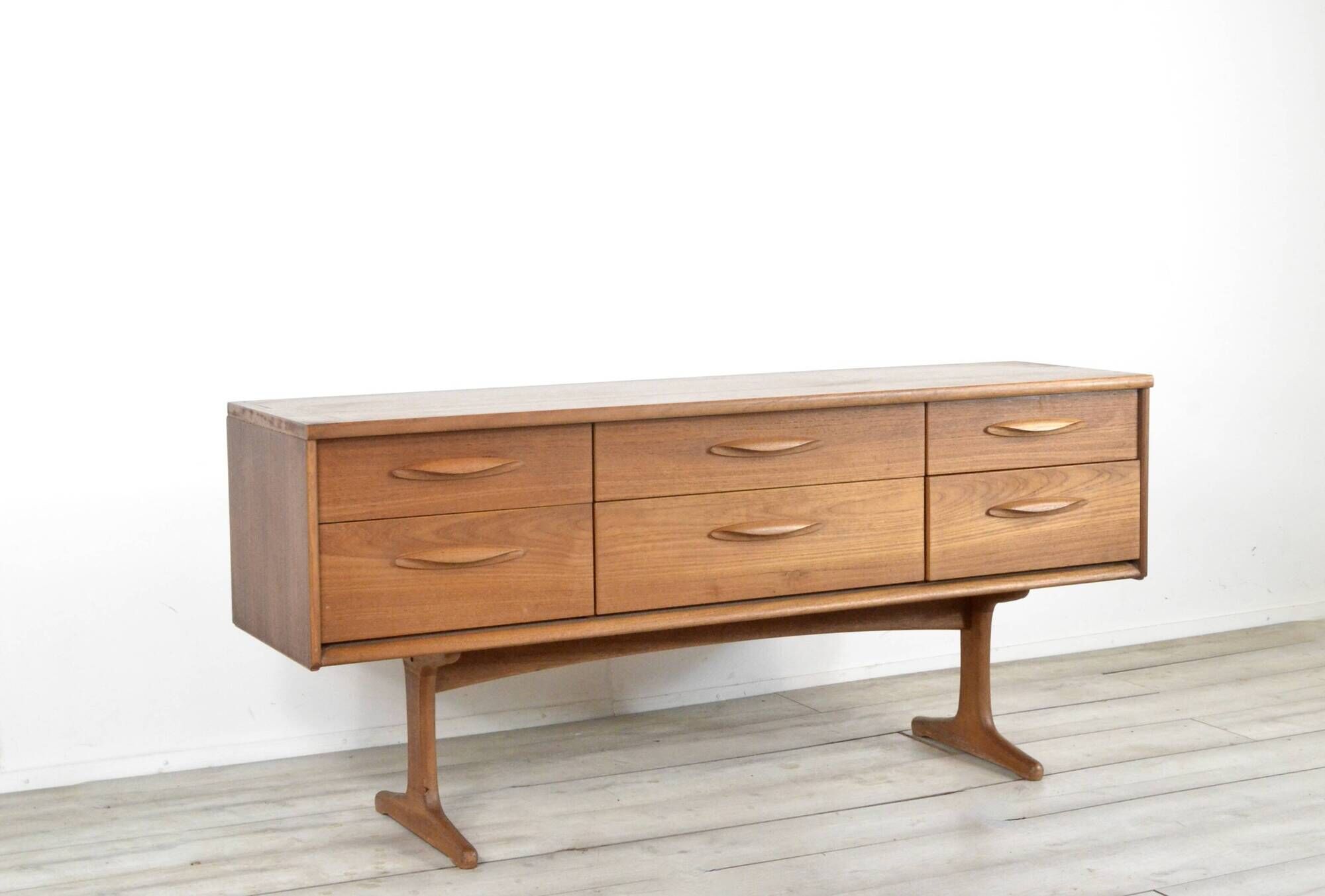 Vintage Midcentury Teak Sideboard / Dresser By Frank Guille For Austinsuite