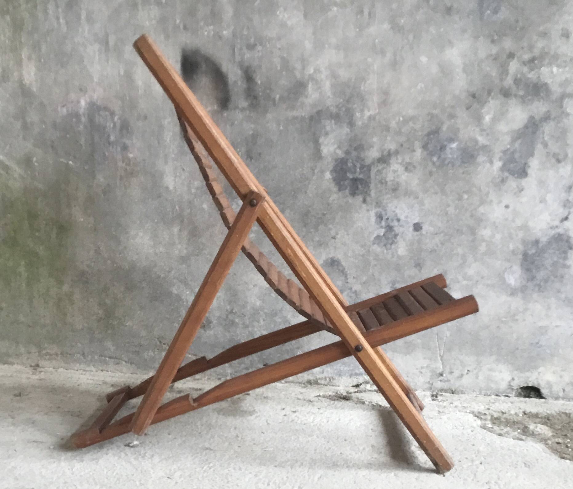 Vintage teak children's chaise longue
