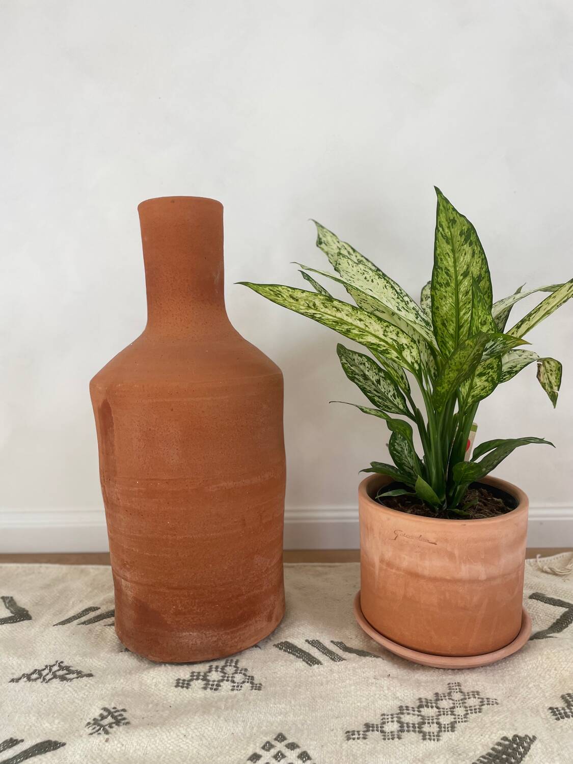 Large Moroccan vase in terracotta — artisanal pottery