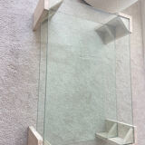 Table en verre et travertin