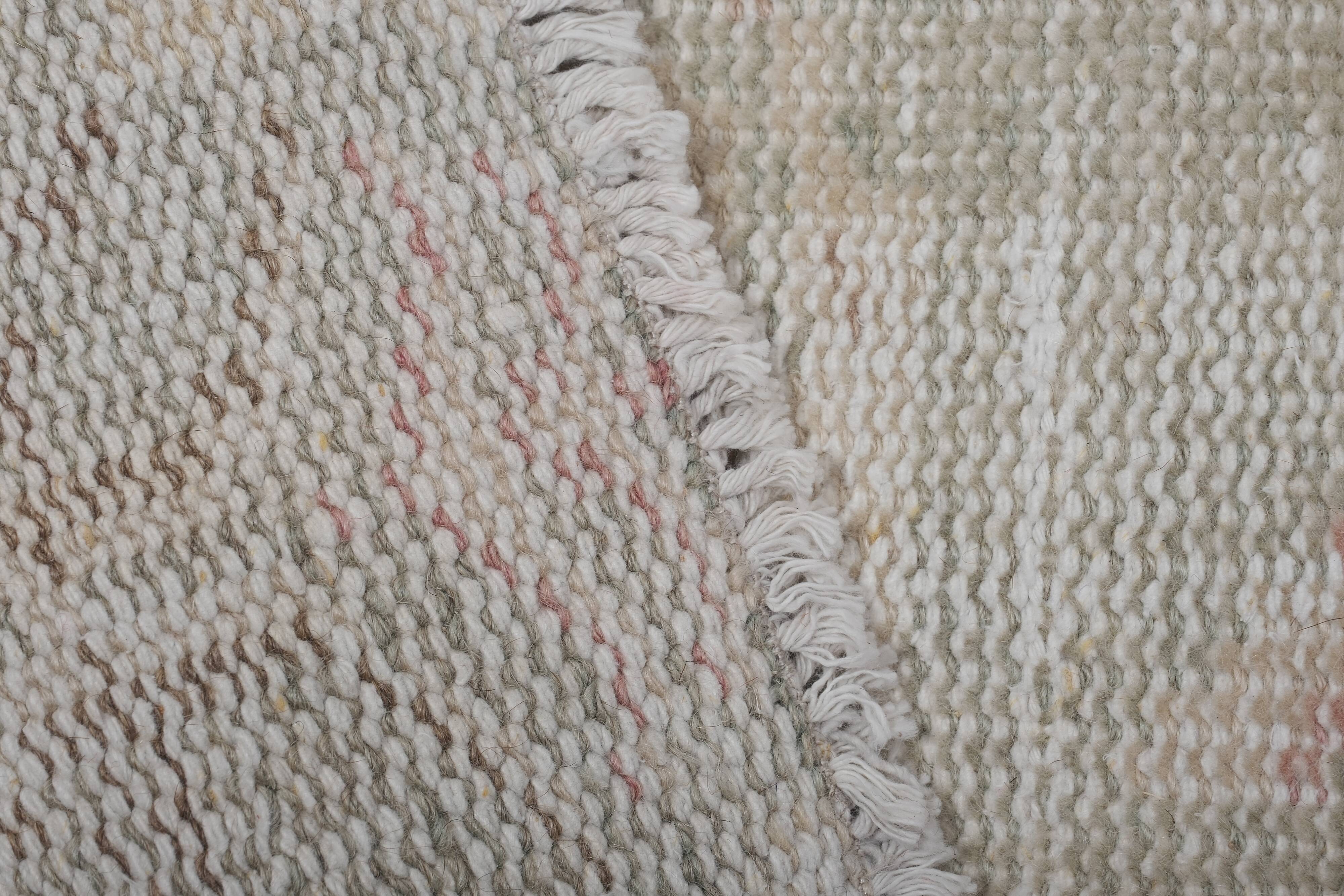 Vintage Turkish Oushak Rug Handwoven 140x222 cm