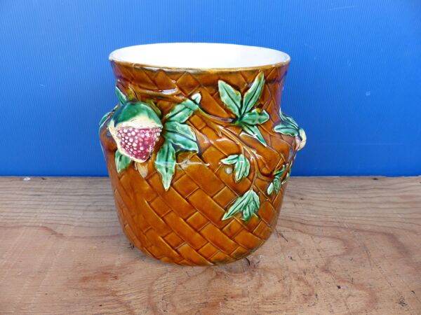 Ancien cache pot en barbotine de salins vase à fleurs kitsch