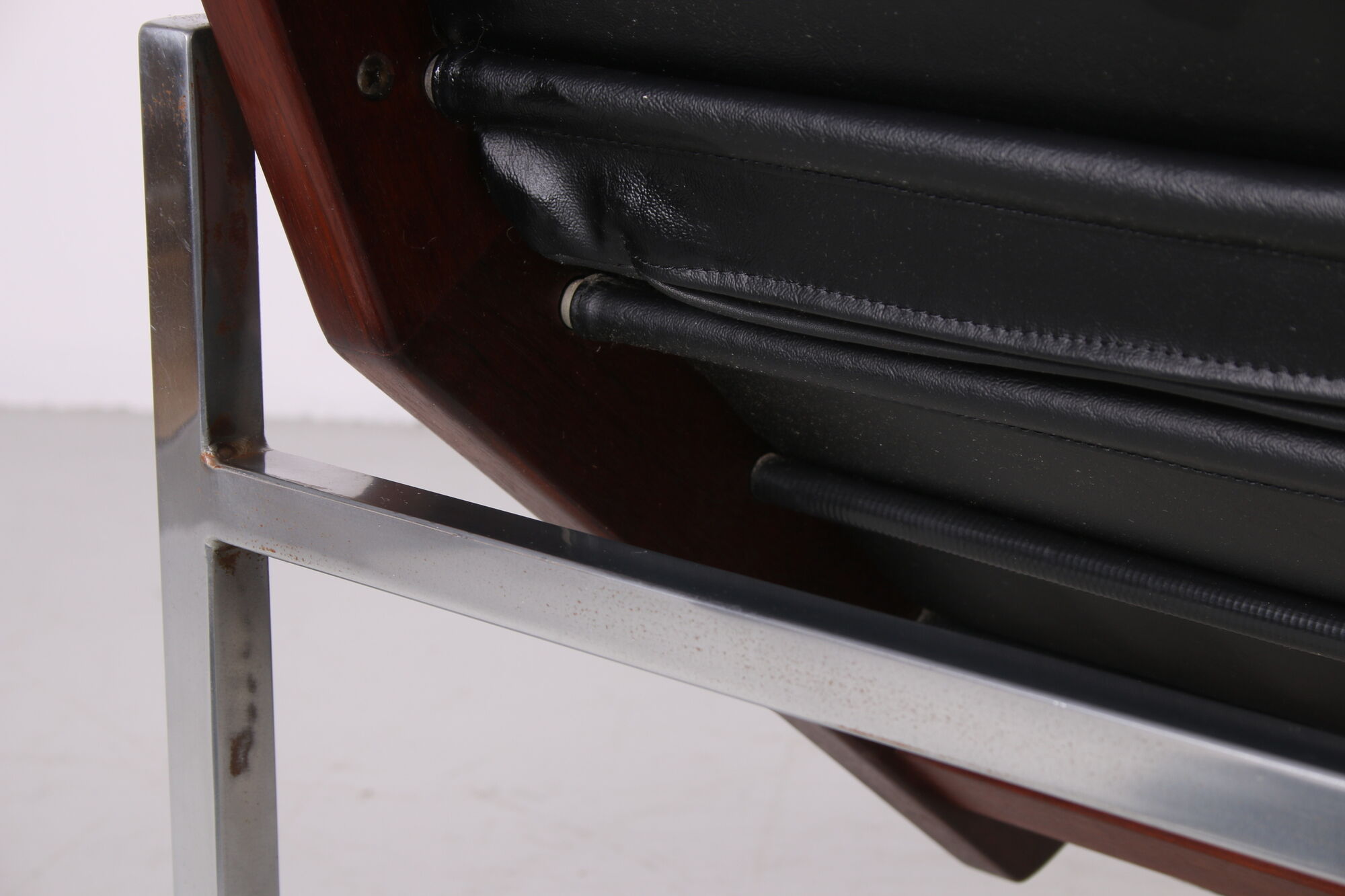 Rosewood and Leather Lotus chair by Rob Perry for 't Spectrum, 1960