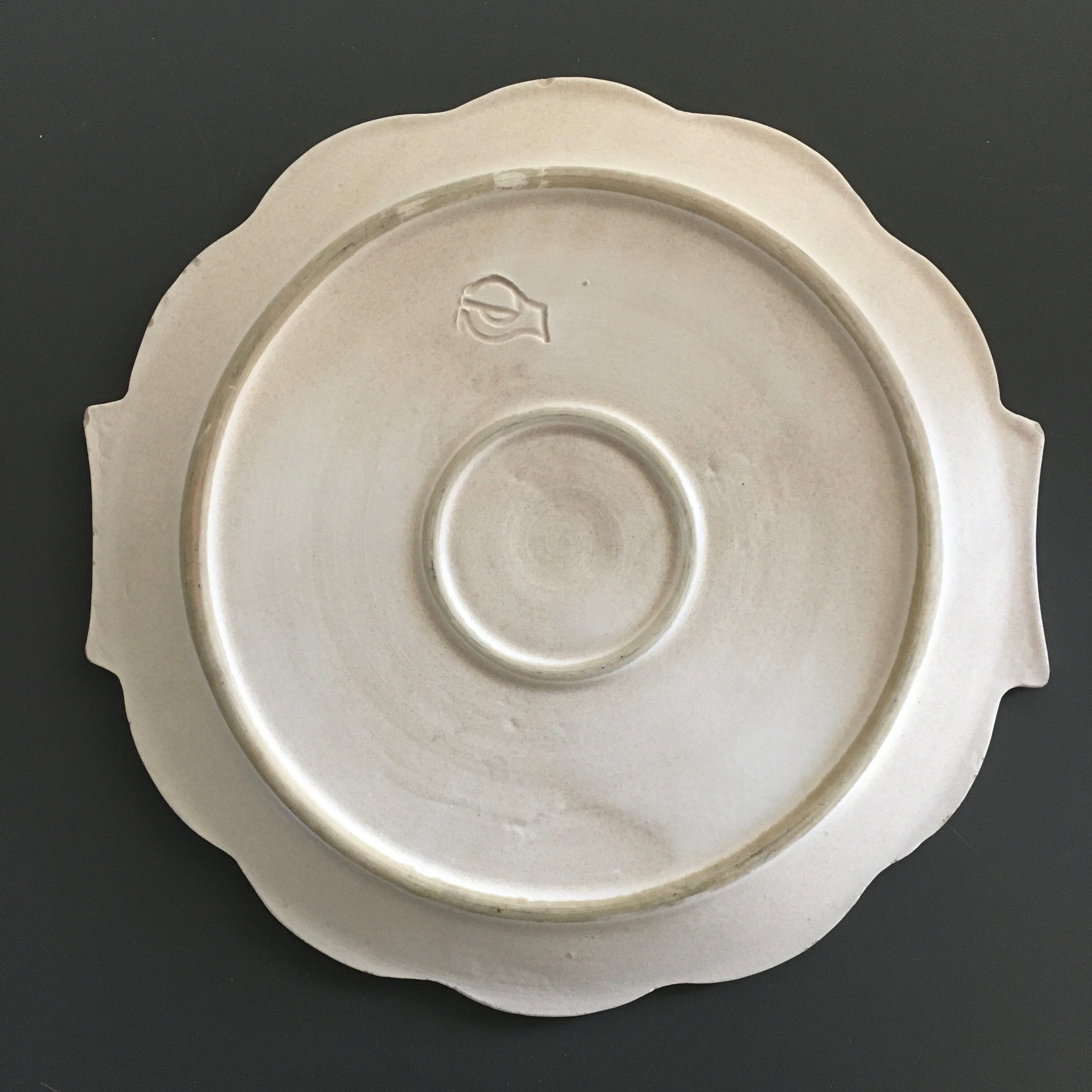 Dish floral décor