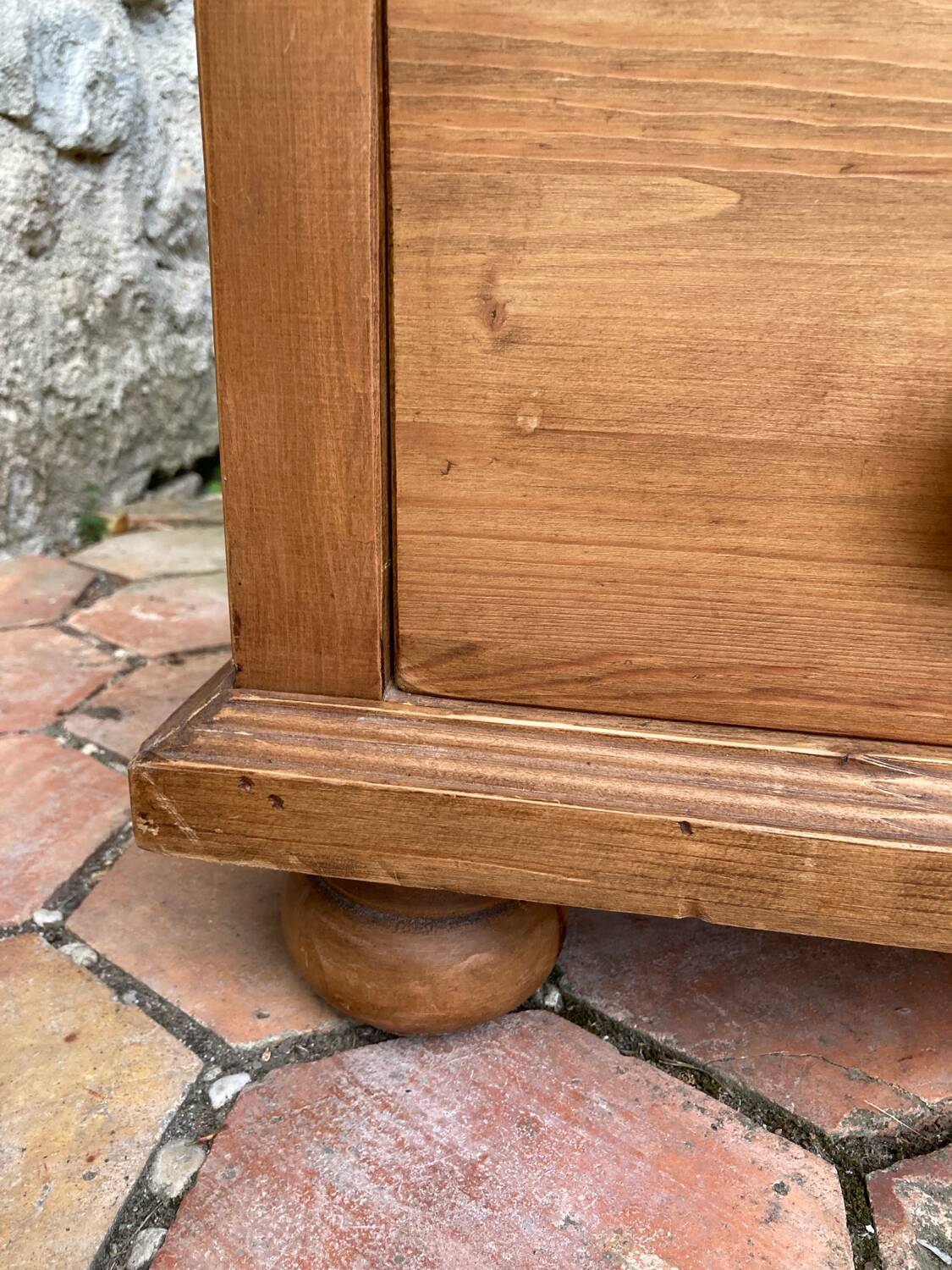 Antique pine chest of drawers