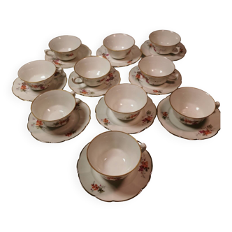 Ensemble de 10 tasses et 12 sous tasses à café / thé en porcelaine