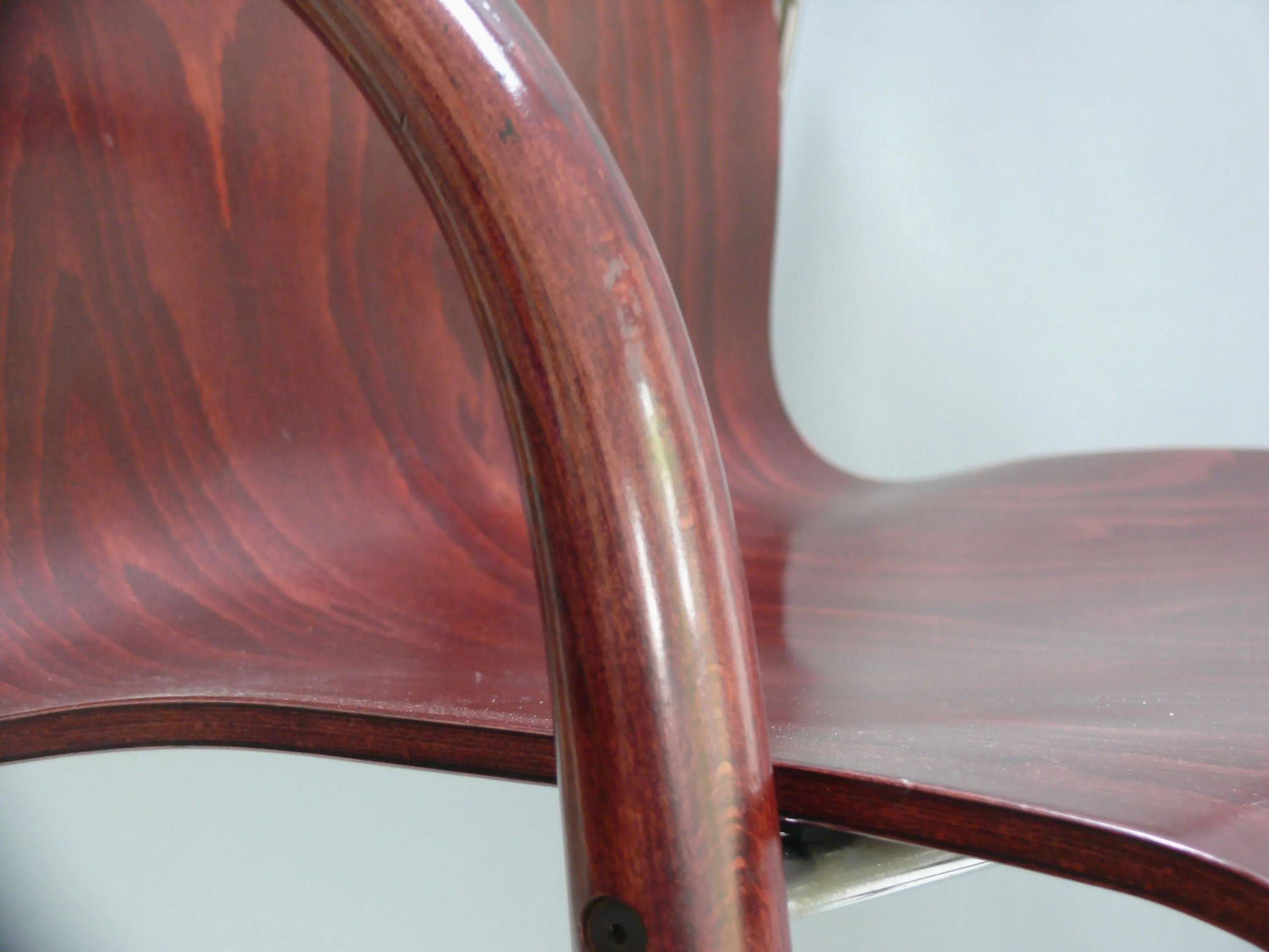 Set of 4 Thonet S 320 stackable chairs, 1980s