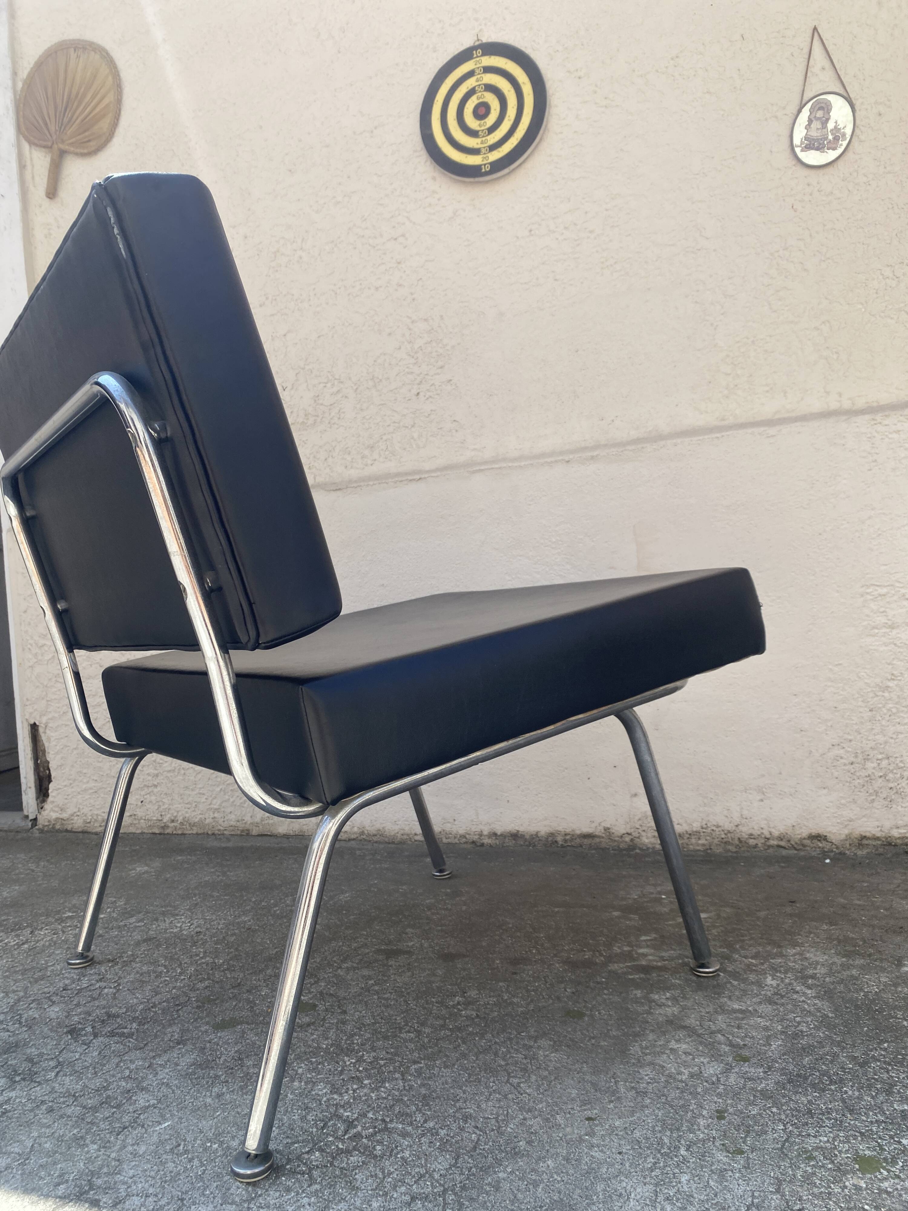 Knoll model 31 armchair