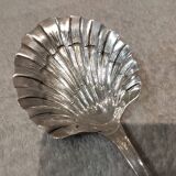 Silver-plated strawberry serving spoon, goldsmith Ercuis, laurels LXVI