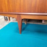 Scandinavian enfilade of the 70s, teak plated.