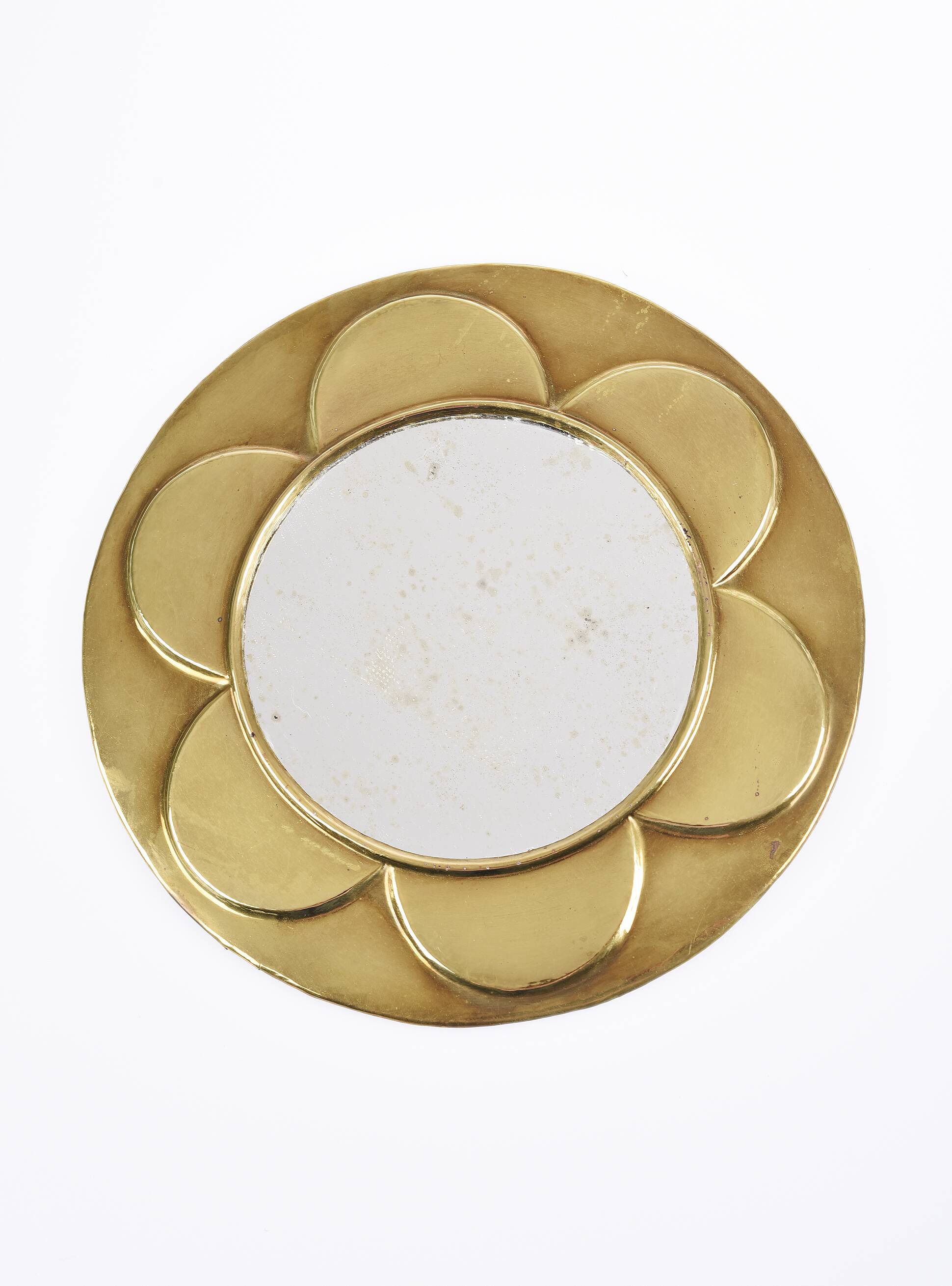 Miroir rond ancien en laiton