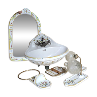 Painted ceramic bathroom set – Vintage floral style