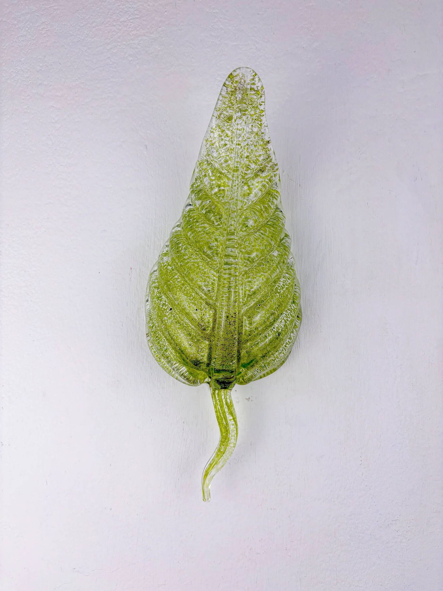 Barovier & Toso leaf-shaped wall sconce, green Murano glass, Italy, 1960s