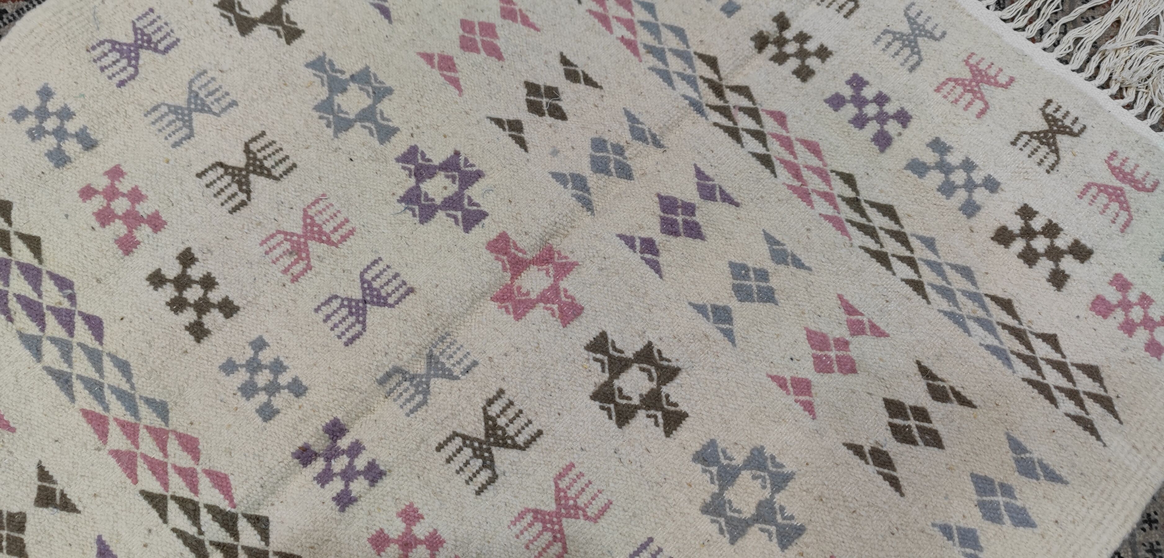 Berber carpet handmade in natural wool
