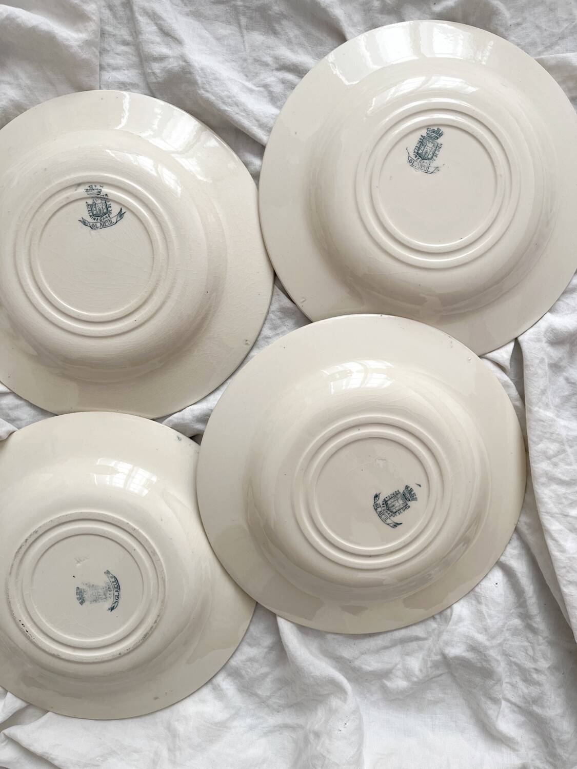 4 Gien ironstone soup plates “Gladiolus”