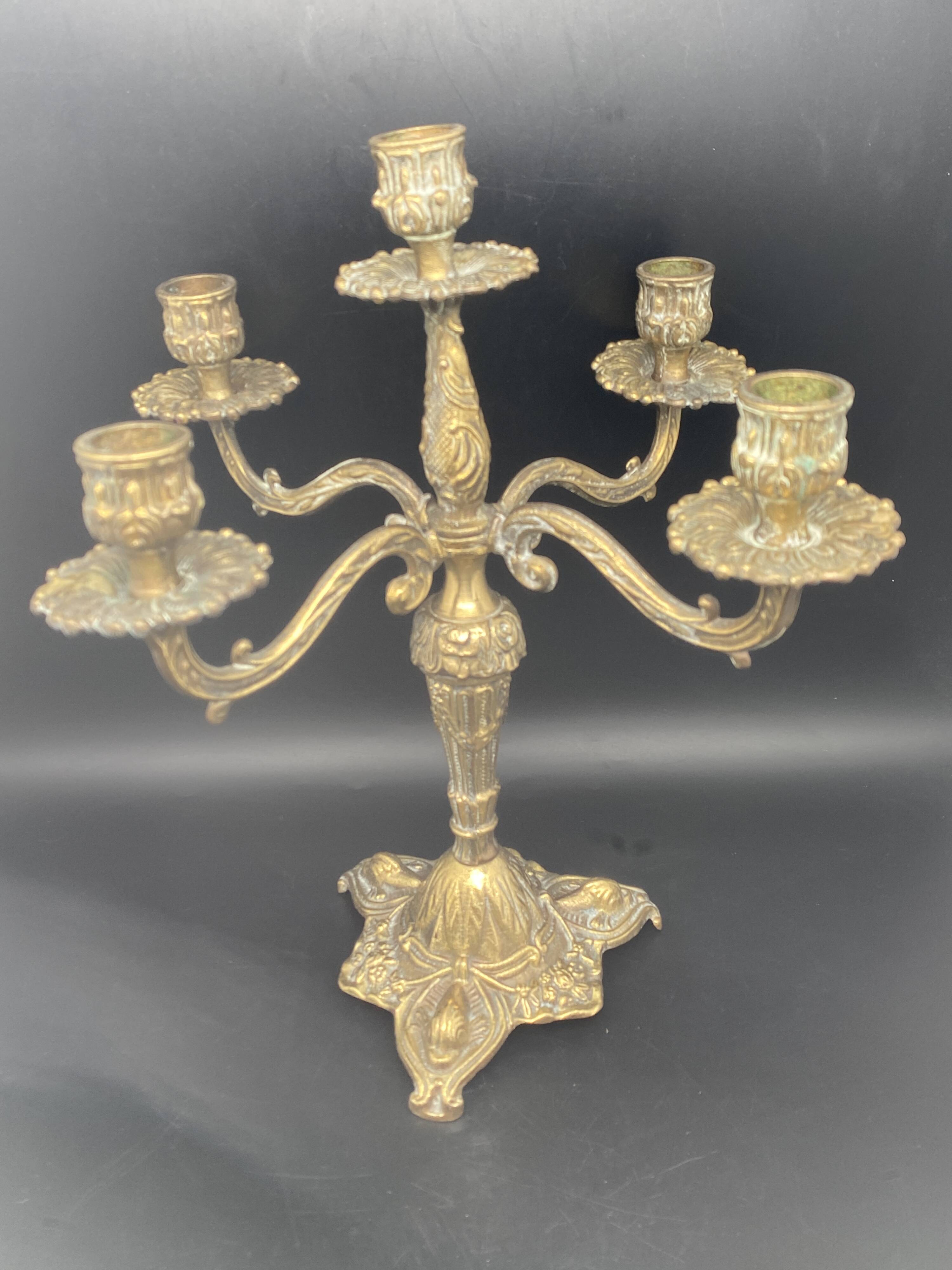 Chandelier 4 branches sculptées laiton – MPMDéc23JF21