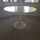 Tulip leg round table