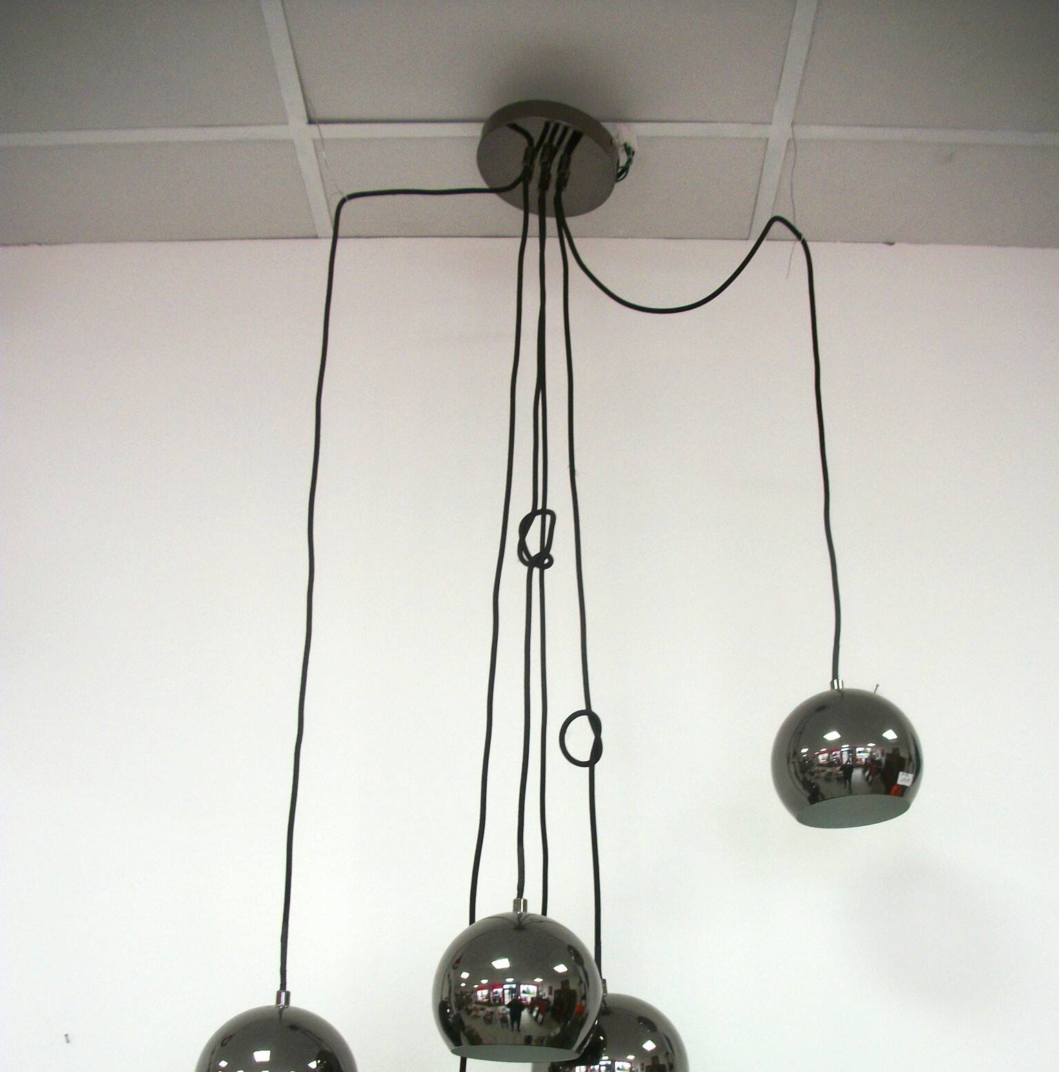 Space age 6 ball light fixture