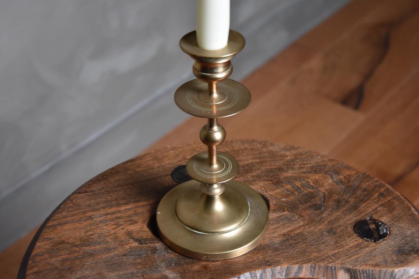 Bronze candle holder