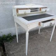 Daybed, 1930s console