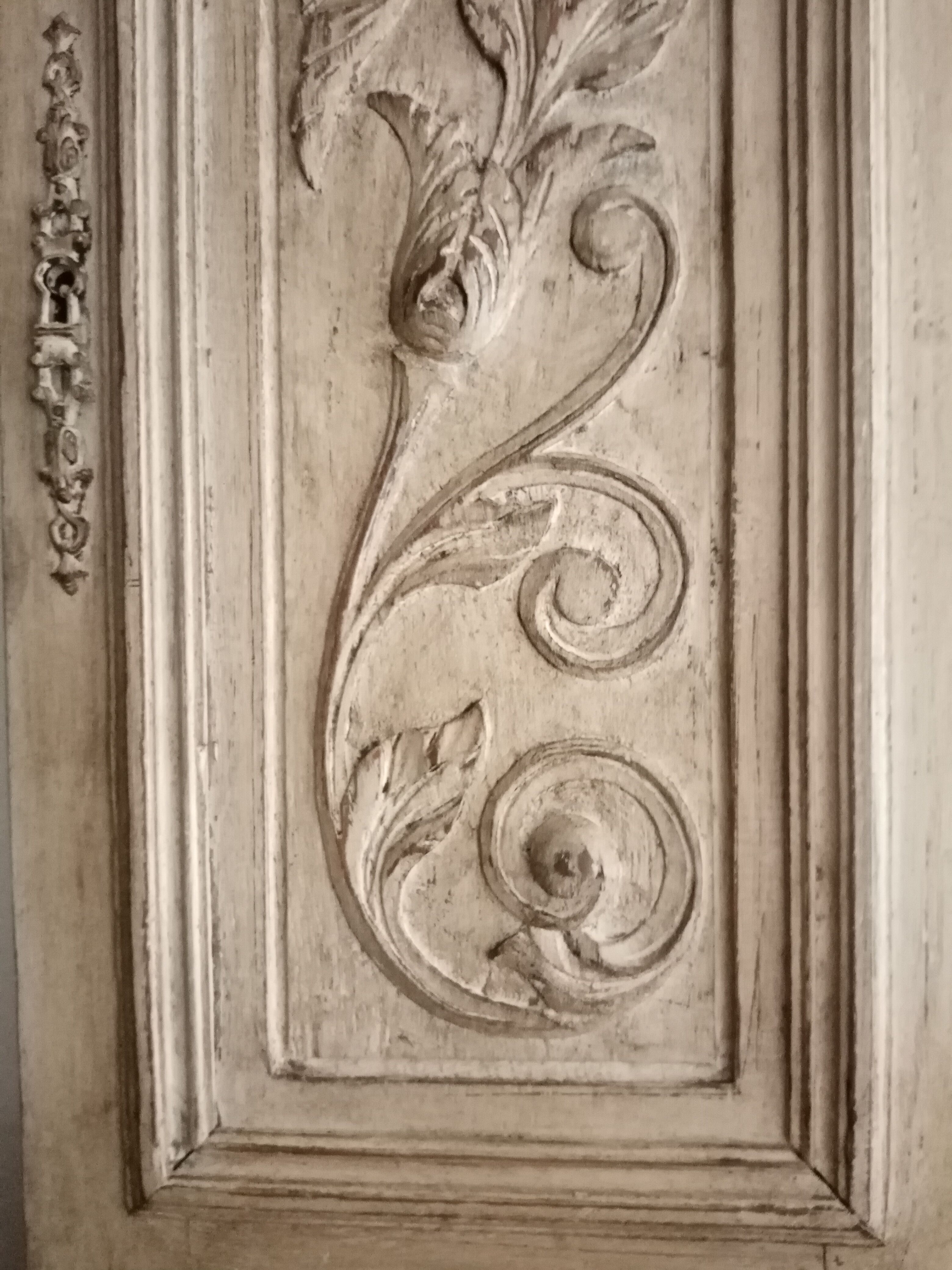 Old door patinated shabby chic