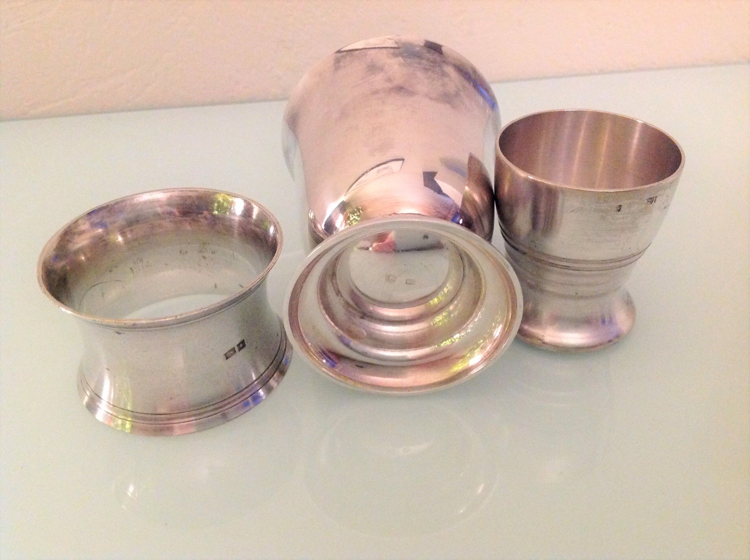 Timpani, shell and round of silver metal / vintage towel 50s-60s