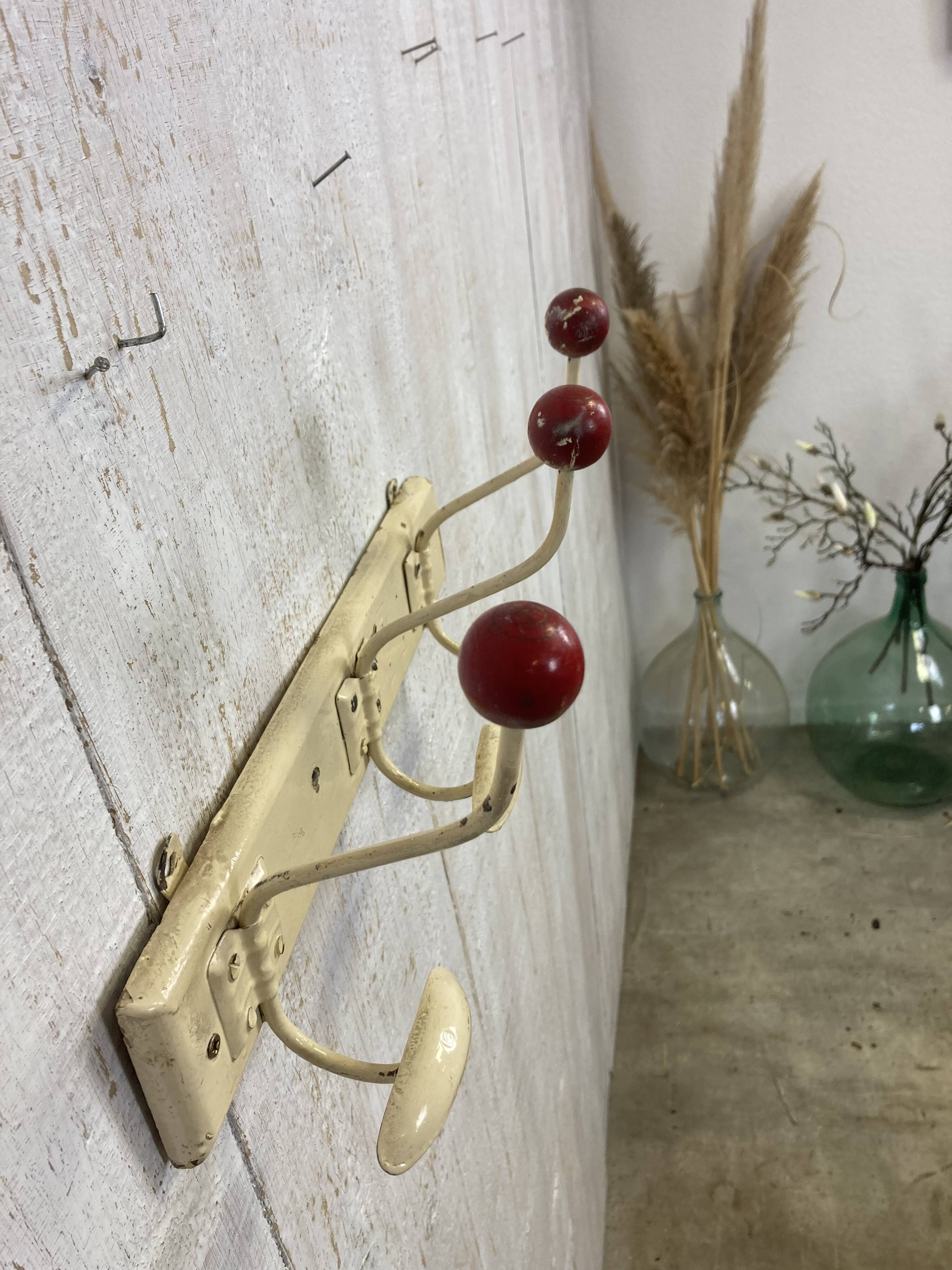Bistro coat rack
