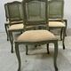 Suite de six chaises de style Louis XV en hetre laqué XX siècle