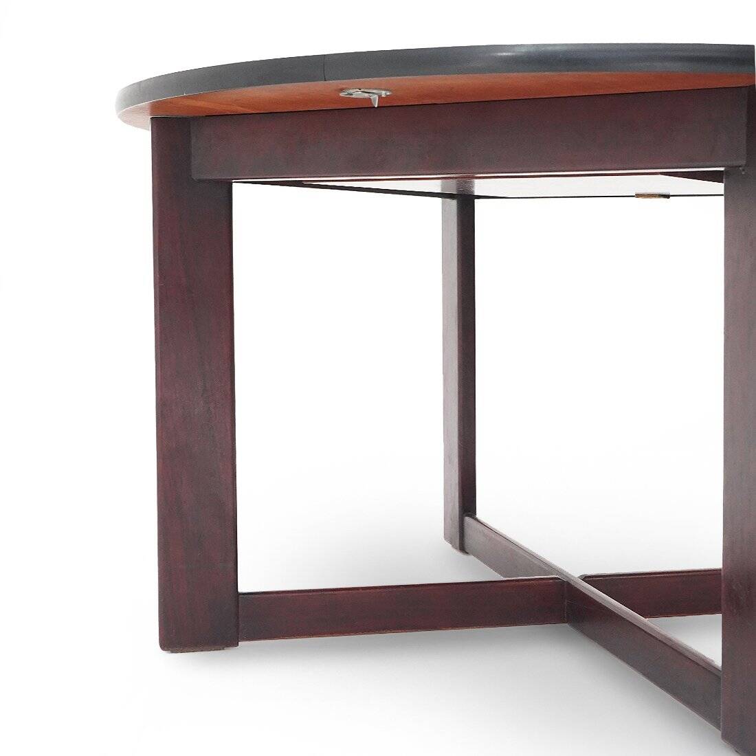 Round table with extendable top, 1970s