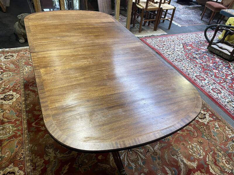 English dining room table