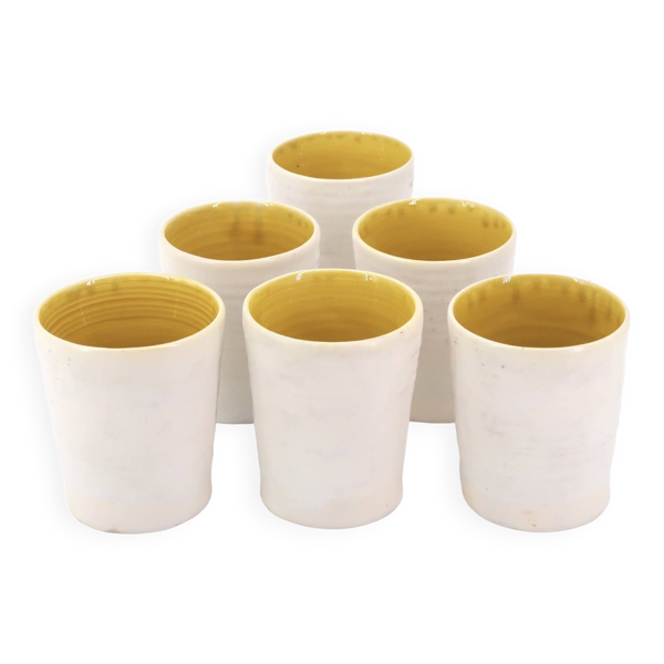 Verres en céramique de Guy Resse blanc et jaune, Vallauris