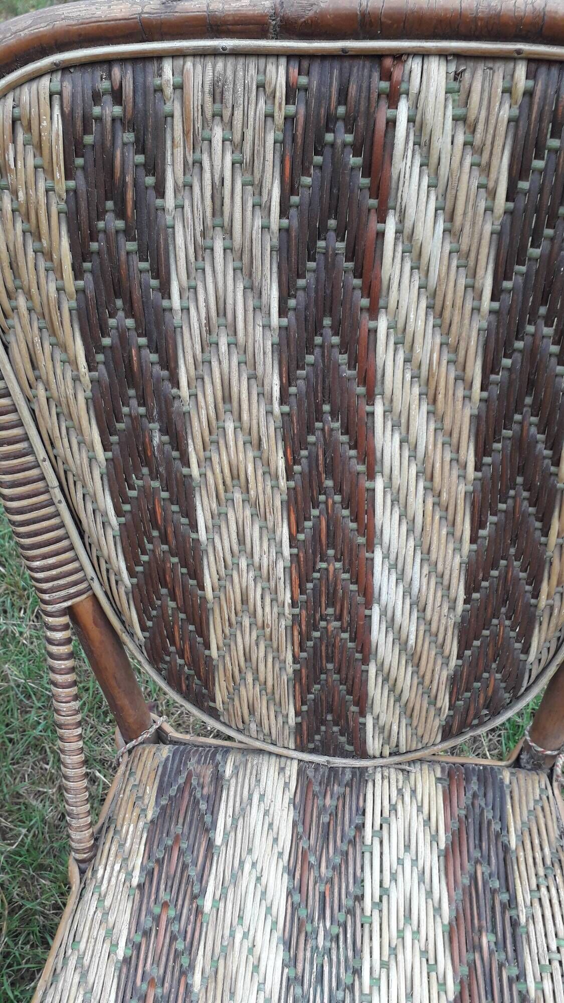 Set 2 rattan chairs 1900