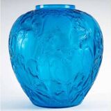 René Lalique (1860-1945) - Vase With “parakeets”