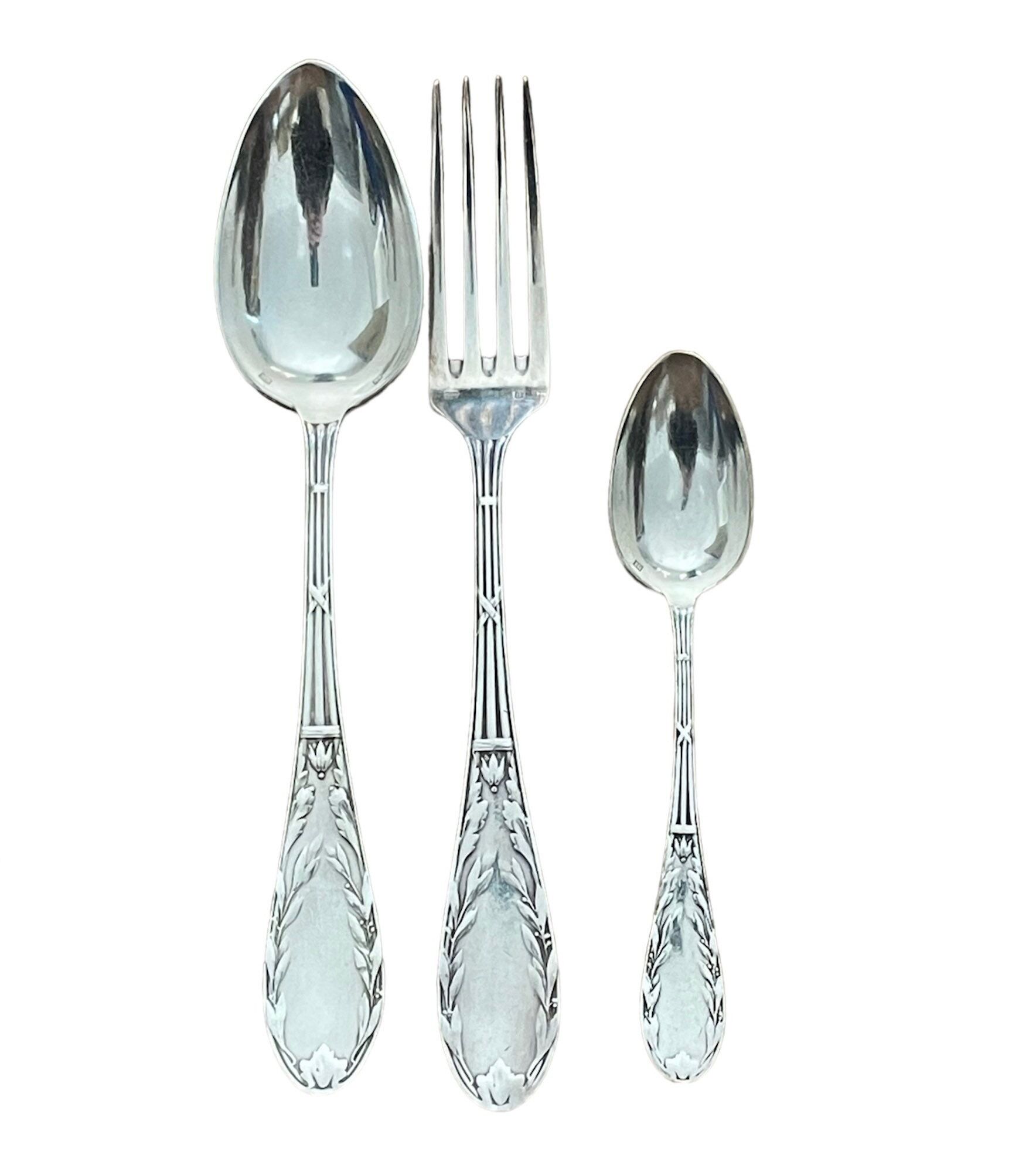 Ménagère en métal argenté 35 pièces