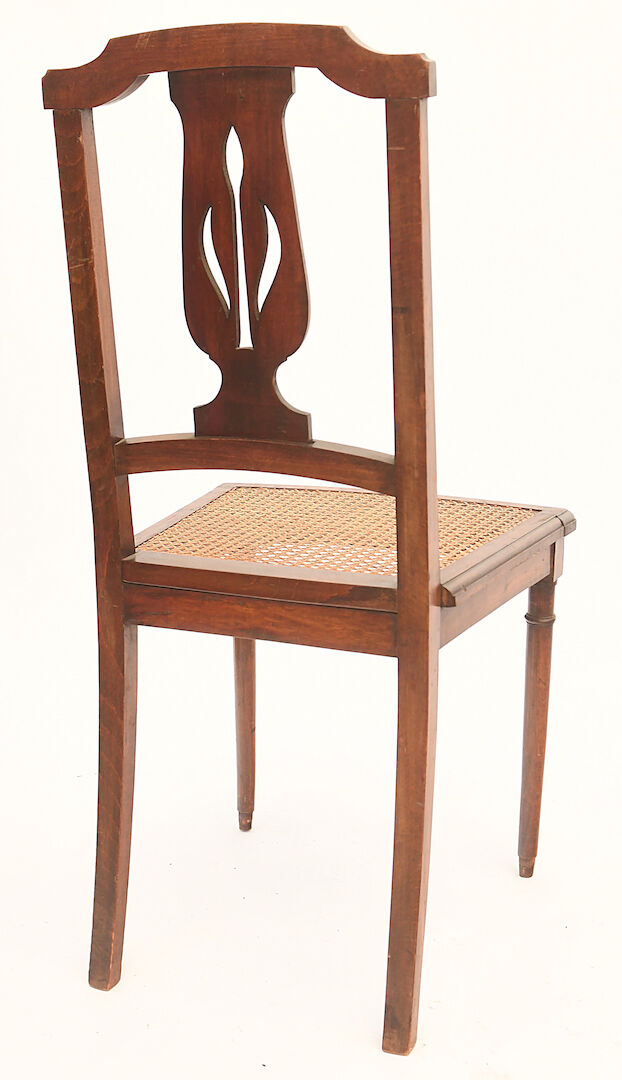 Canned chair from the 1900s period